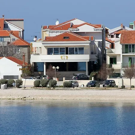 Niko Ξενοδοχείο Ζαντάρ