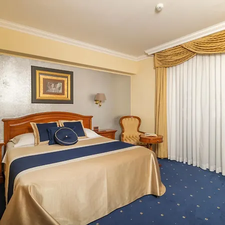 Niko 4* Ζαντάρ