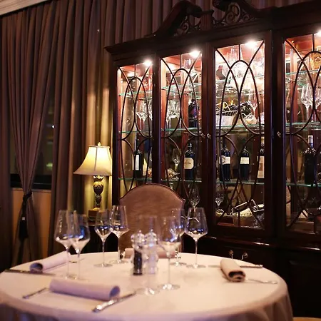 Ξενοδοχείο Niko 4*