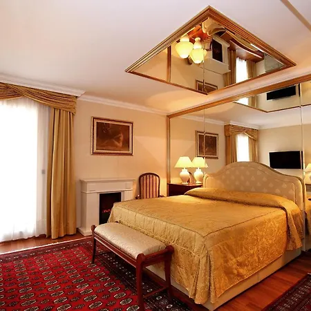 Ξενοδοχείο Niko Ζαντάρ