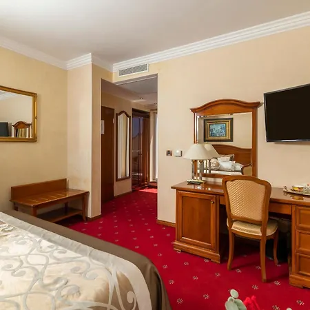 Niko מלון זאדאר